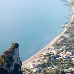 Sofia Margarita's Агиос-Гордиос