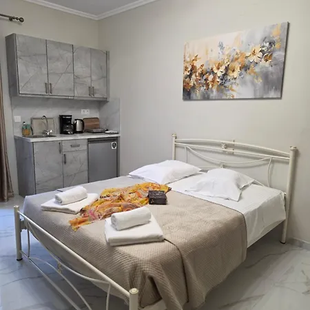Sofia Margarita's 2* Agios Gordios (Corfu)