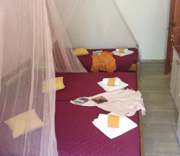 Sofia Margarita's Herberg Agios Gordios (Corfu)