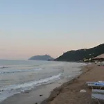 索菲亚玛格丽塔旅馆 2* 阿齐欧斯·贡多斯