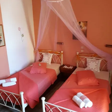 Sofia Margarita's 2* Agios Gordios (Corfu)